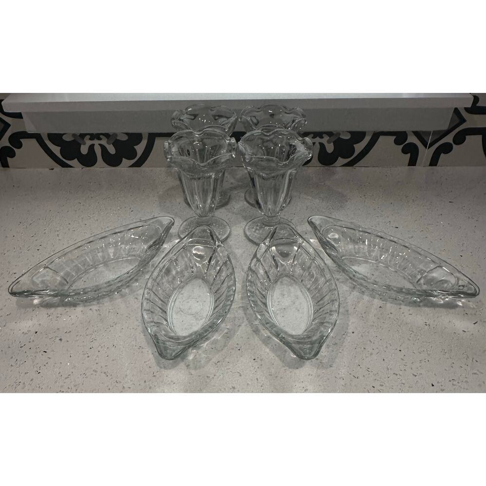 Set of 4 VTG Clear Glass Fluted Edge Ice Cream Glasses and Banana Split Dishes